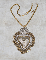 collana-girocollo-con-cuore-sacro