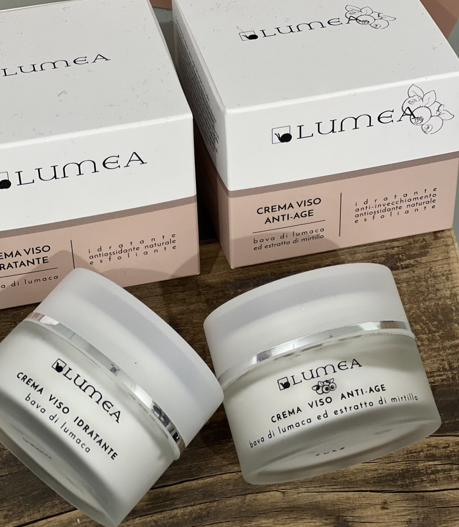 Crema alla bava di lumaca: benefici, proprietà e come scegliere quella giusta