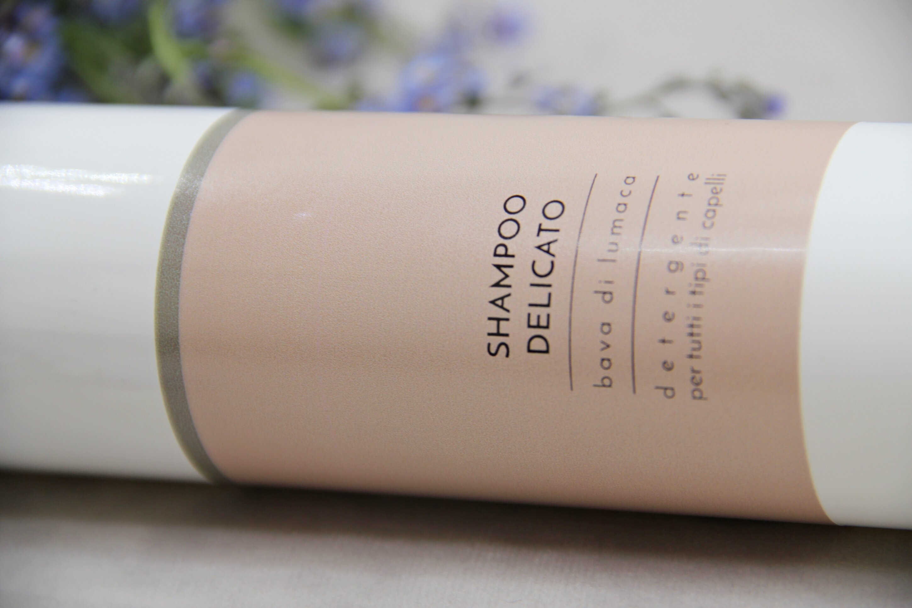 Shampoo per cute sensibile: come alleviare prurito, rossore e desquamazione con una detersione delicata