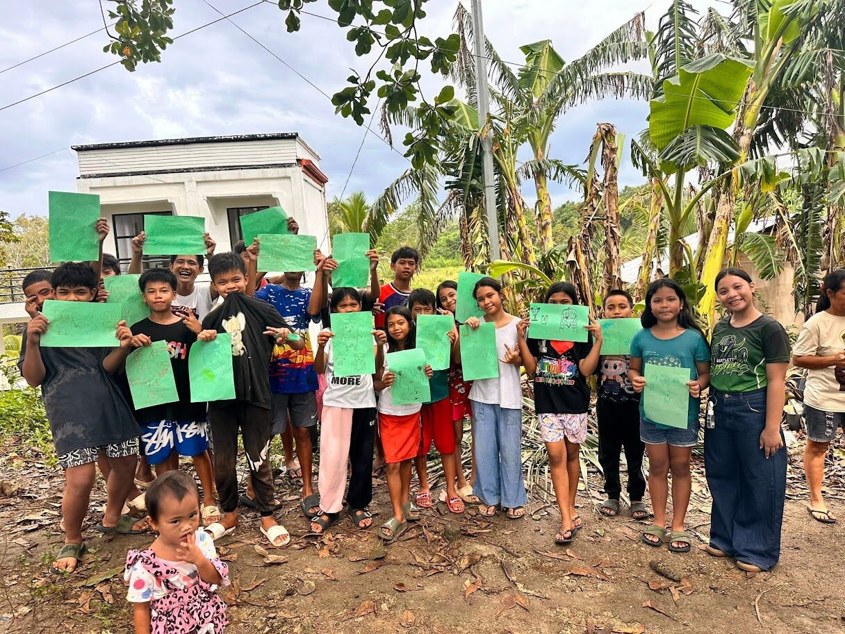Interventi di soccorso e psicosociali nelle zone colpite dal terremoto di Cebu