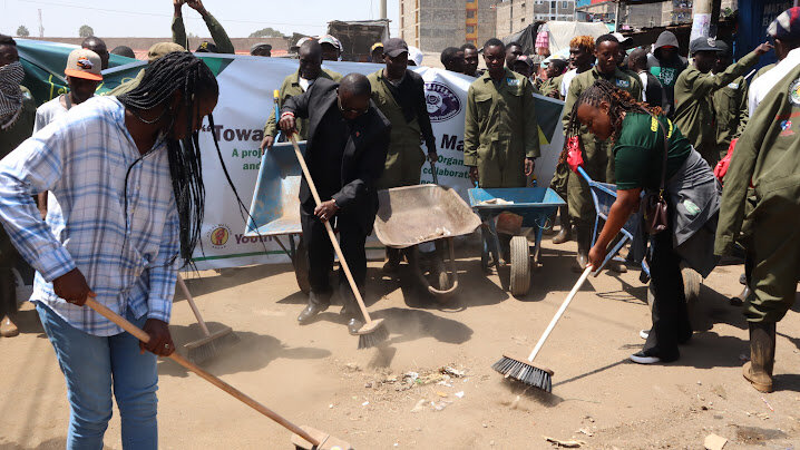 Cresce il coinvolgimento dei giovani di Mathare per la conservazione dell'ambiente urbano