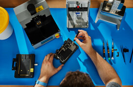 apple-eu-self-service-repair-iphone_big.large.jpeg apple-eu-self-service-repair-iphone_big.large.jpeg