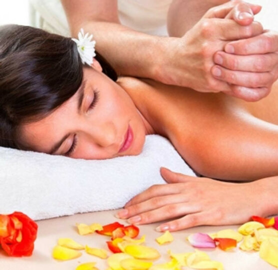 massaggio hawaiano lomi lomi nui a Gorizia