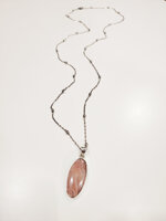 collana-pendente-pietra-di-luna-rosa