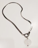 collana-con-cuore-in-quarzo-rosa