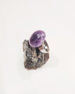 anello-cabochon-ametista