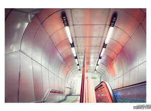 napoli underground subway