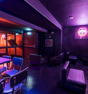 Milan club real_estate