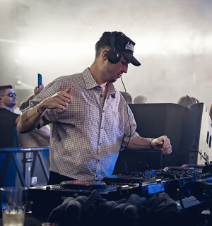 Cloonee Exmacello Milan