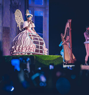 Melanie_Martinez Lorenzini_District