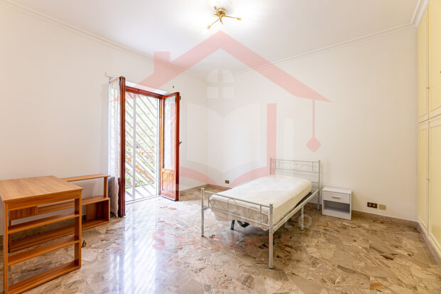 Ampia stanza Singola - Quartiere Rebibbia vicino METRO B