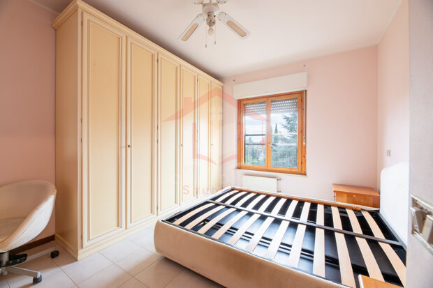 Stanza Matrimoniale uso singola