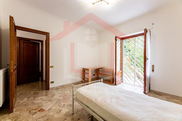 Ampia stanza Singola - Quartiere Rebibbia vicino METRO B