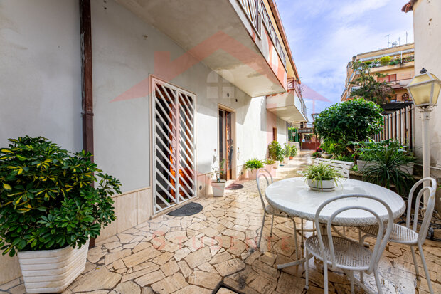 Ampia stanza Singola - Quartiere Rebibbia vicino METRO B