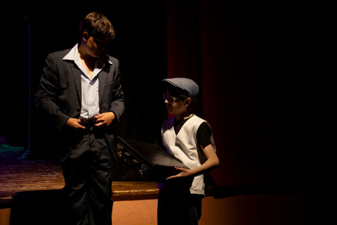 Ragazzi in scena in Messi in scena, copione teatrale per giovani di Vito Tritto