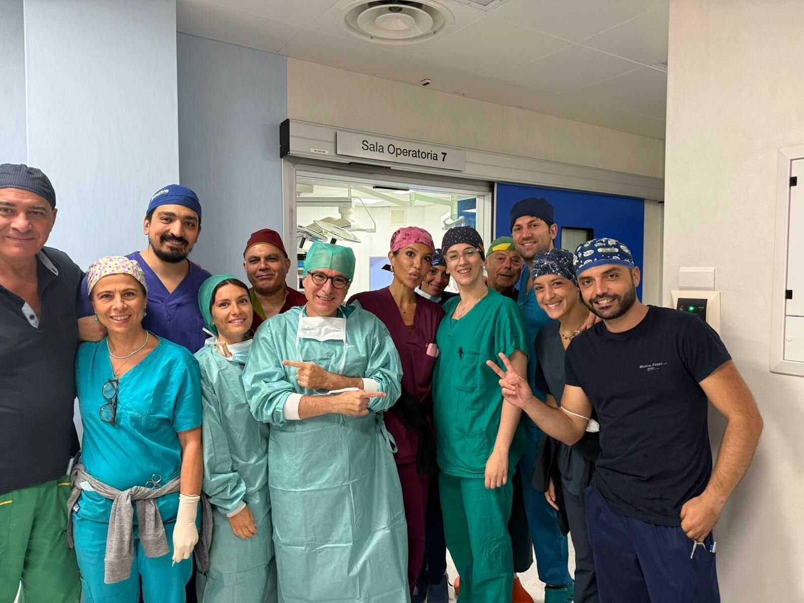 Senologia: rivoluzionario intervento di mastectomia endoscopica eseguito con successo al Policlinico di Catania