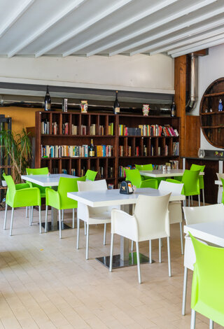 and_5874.jpeg and_5874.jpeg