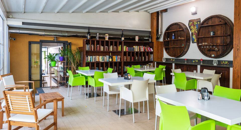 and_6024.jpeg and_6024.jpeg