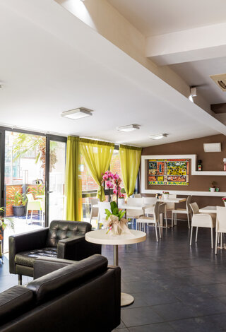 and_5930.jpeg and_5930.jpeg