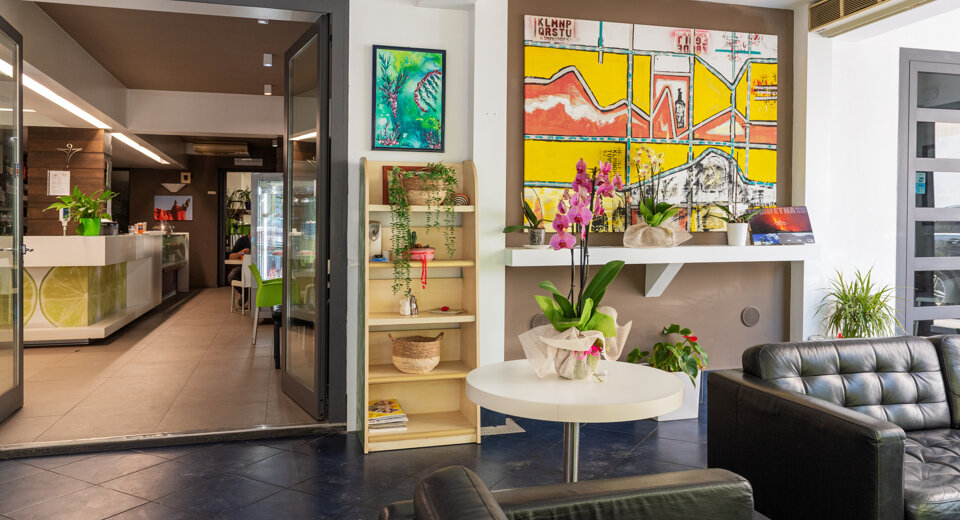 and_5906.jpeg and_5906.jpeg