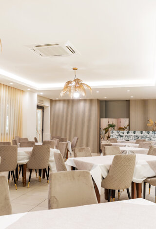 and_5916.jpeg and_5916.jpeg