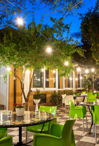 and_6006.jpeg and_6006.jpeg