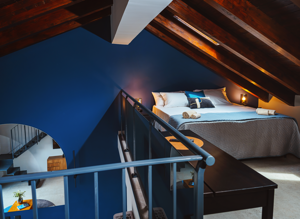 dormitorio principal con altillo residencia Etna dormitorio principal con altillo residencia Etna