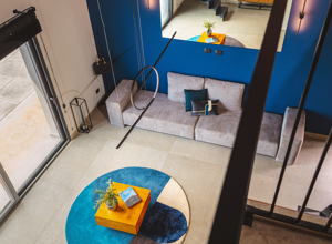 entrada sala principal estructura local morada etna entrada sala principal estructura local morada etna