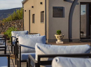 terraza exterior rincón de relax residencia Etna terraza exterior rincón de relax residencia Etna