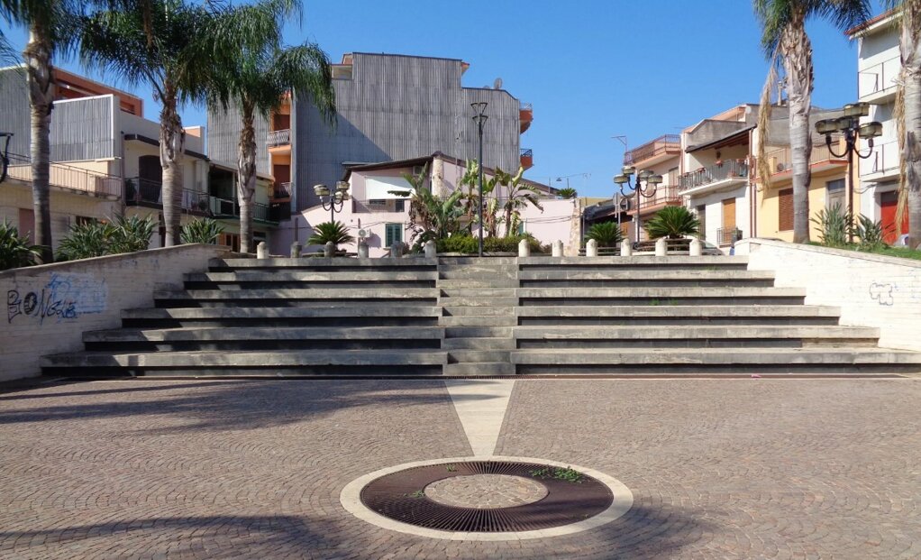 Solarino Piazza IV Novembre