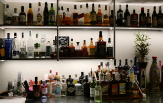 eyJpdCI6IkJhciBObyBTdHJlc3MgYSBTb2xhcmlubyBQdWIgYSBTb2xhcmlubyBBcGVyaXRpdmkgYSBTb2xhcmlubyBDb2xhemlvbmUgYSBTb2xhcmlubyJ9