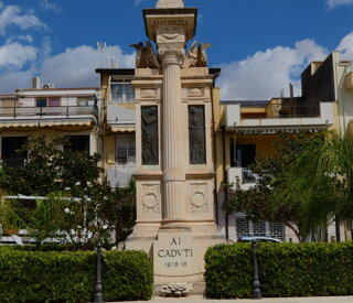 eyJpdCI6Ik1vbnVtZW50byBhaSBDYWR1dGkgU29sYXJpbm8ifQ==