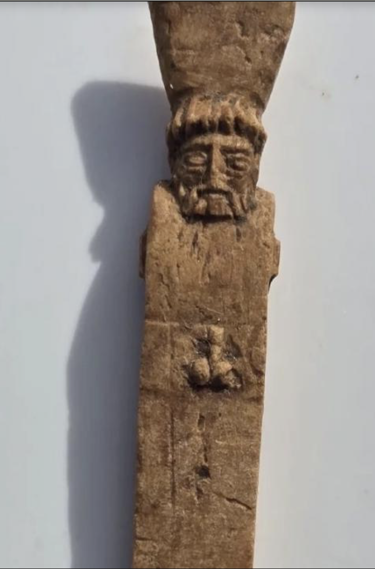 Uno stilo del V secolo perfettamente conservato. Ritrovato a Gela Uno stilo del V secolo perfettamente conservato. Ritrovato a Gela