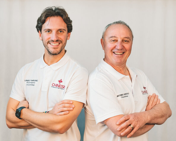 Centro Chinesis | Fisioterapia Riabilitazione | Ginnastica Correttiva | Ginnastica Posturale| Adrano Sicilia Catania | Tecar Agopuntura Kinesis | Massaggio Sportivo | Esame Baropodometrico | Spinometria | Professore Garofalo INDIRIZZO Via Inzerilli, 34 - Adrano (CT) EMAIL info@centrochinesis.com TELEFONO +39 366 4660315 - +39 349 3853730