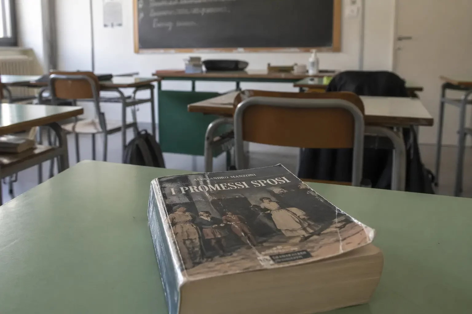 Nuovi programmi scolastici: Evoluzione o Caos? Nuovi programmi scolastici: Evoluzione o Caos?