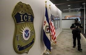 ICE in America: Potere, Controllo e Immigrazione ICE in America: Potere, Controllo e Immigrazione