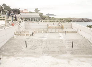 ristrutturazione%20piscina%20getto%20di%20calcestruzzo.webp