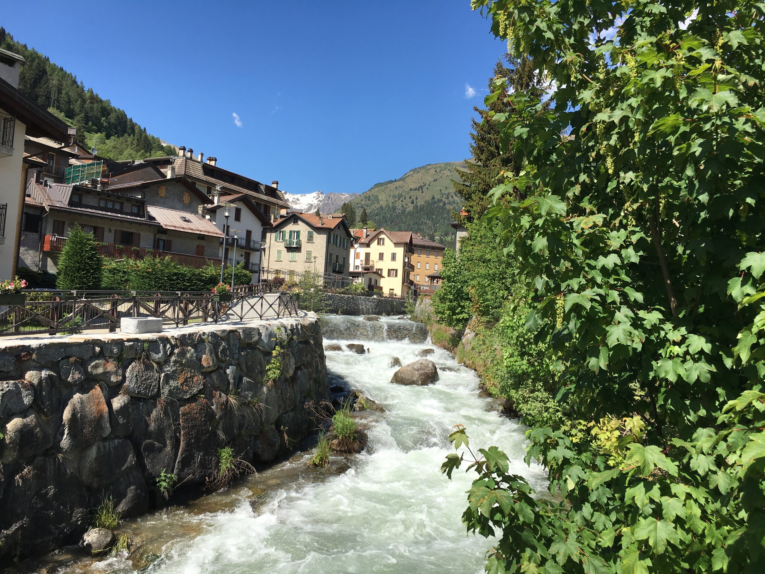 tappa-9-bis-fiume-oglio-ponte-di-legno.jpeg Ancient Valeriana Road, Iseo Lake