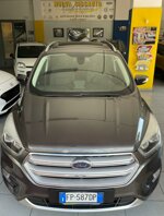 ford-kuga-15-tdci-titanium-120cv88kw