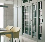 armadio-metallico-con-ante-in-vetro-temperato-h200