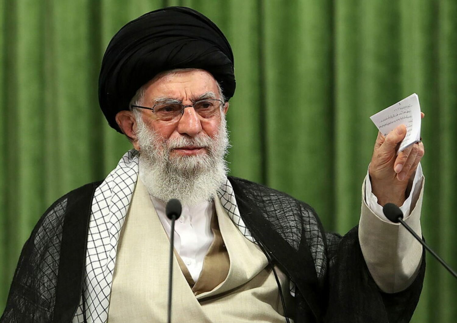 La morte di Raisi riapre la corsa per la successione a Khamenei