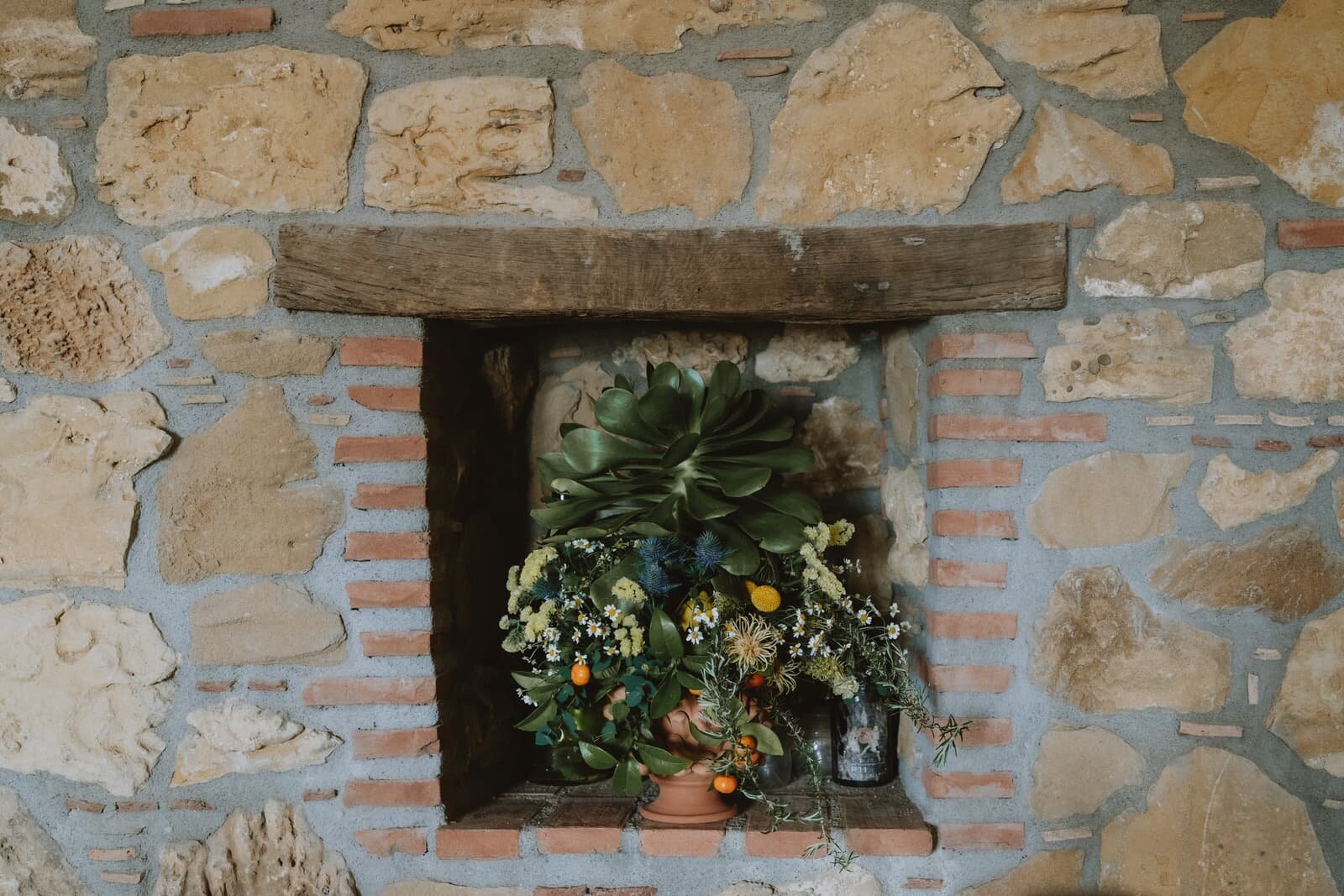 TRADIZIONI SICILIANE NEL MATRIMONIO: IL SIGNIFICATO ORIGINARIO TRA PROTEZIONE E SIMBOLO TRADIZIONI SICILIANE NEL MATRIMONIO: IL SIGNIFICATO ORIGINARIO TRA PROTEZIONE E SIMBOLO