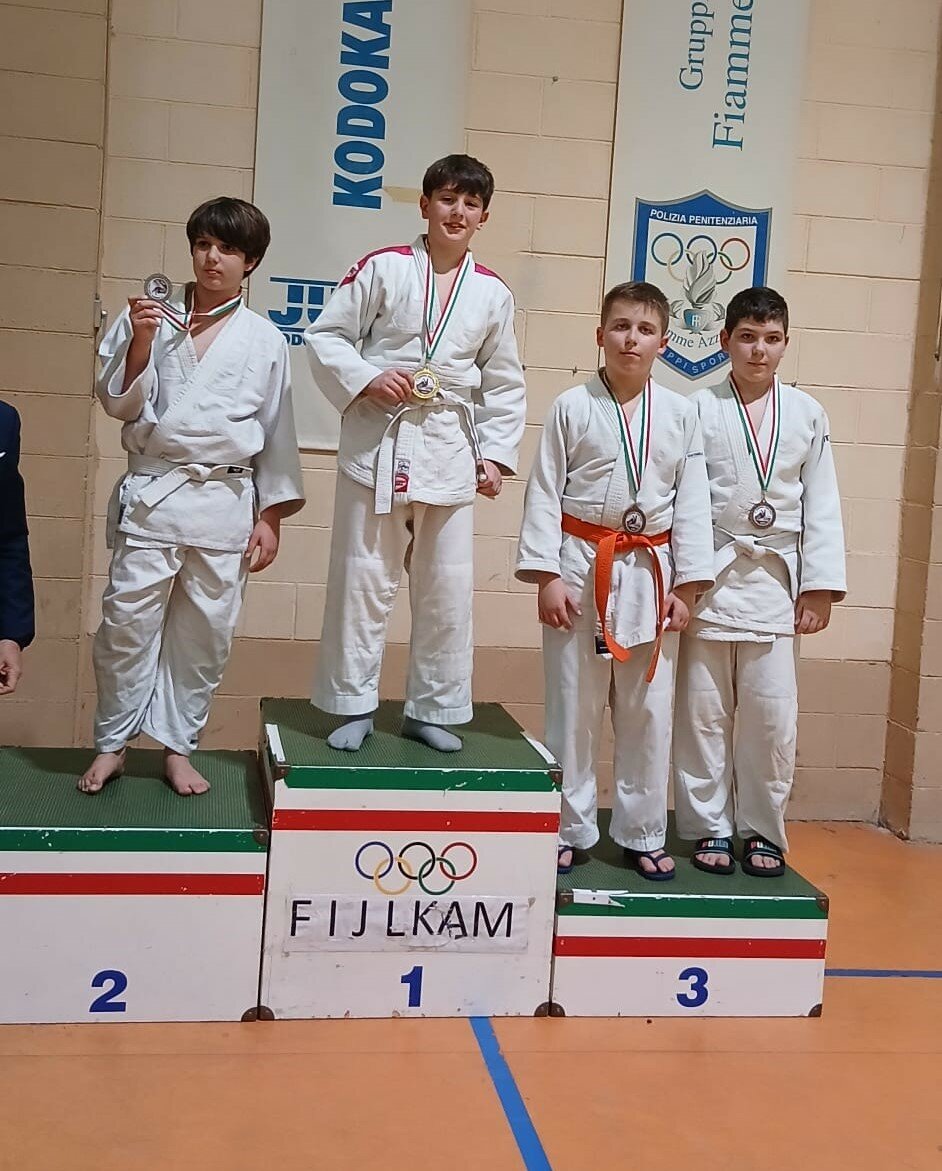 07-02-26-luca-de-stefano-oro-e-feedrico-visani-bronzo-a-spello.jpeg 07-02-26-luca-de-stefano-oro-e-feedrico-visani-bronzo-a-spello.jpeg