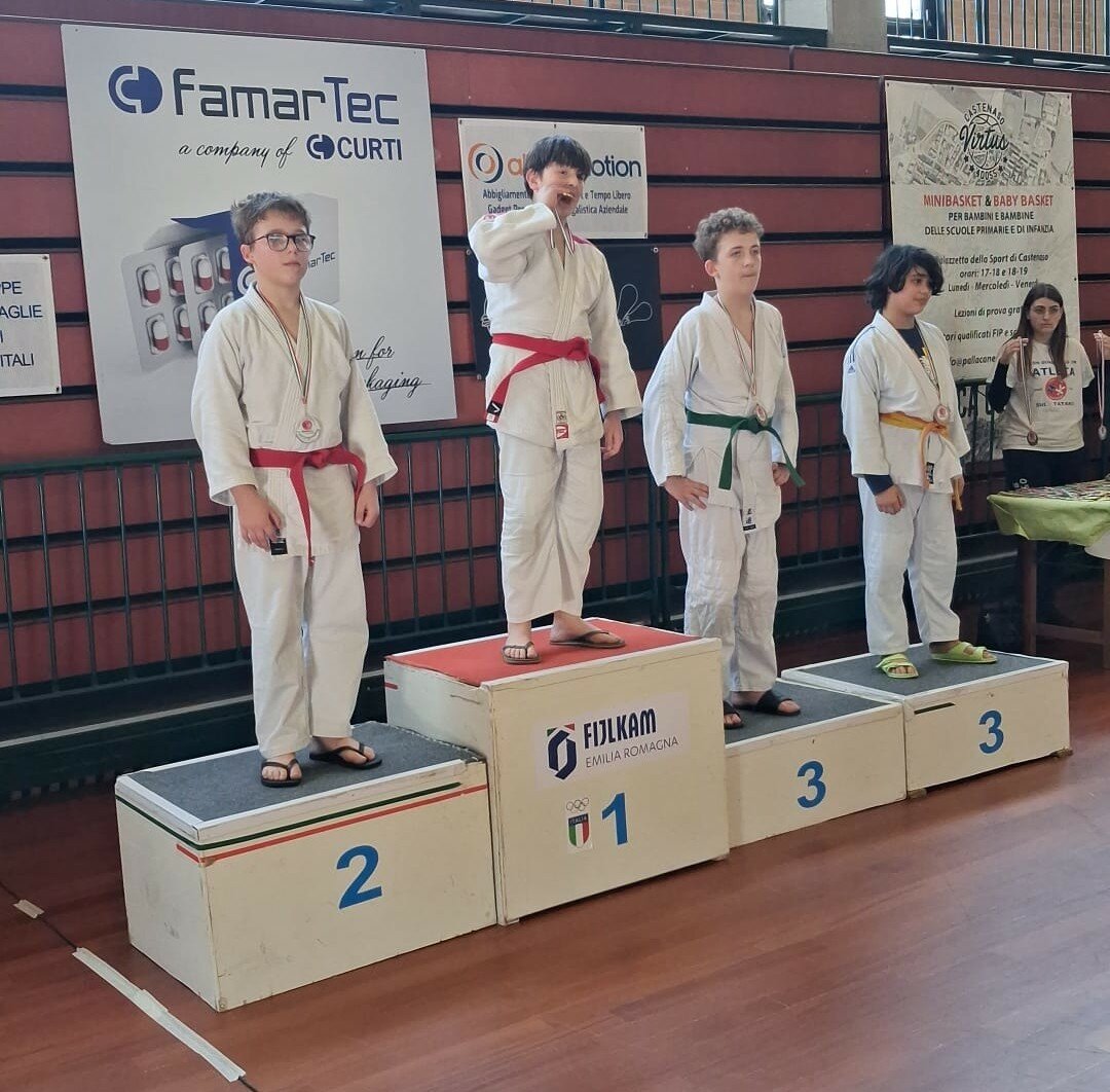 TRE ORI E DUE ARGENTI AL TROFEO JUDO CITTA&rsquo; DI CASTNASO 2026