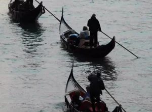 naufragio-taormina-photographer-raffaella-franci.webp naufragio-taormina-photographer-raffaella-franci.webp