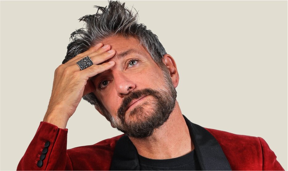 Mi dimetto da uomo: Sergio Assisi in scena a Locri