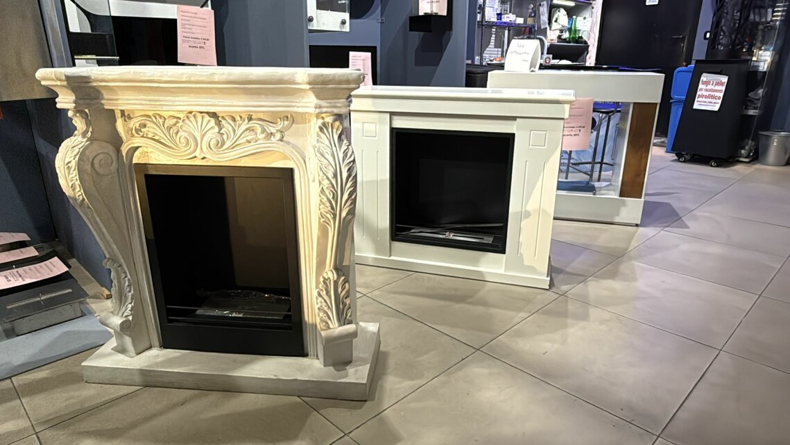 Biocamini in mostra presso uno showroom di design