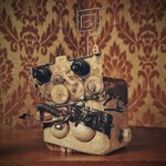 freakybot-24326-robotkop-fotohouder