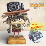freakybot-boombox-1125