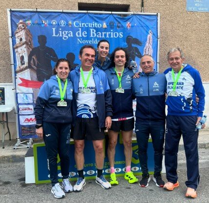 EL CLUB ATLETISMO APOL-ANA SIGUE CRECIENDO EN LA LIGA DE NOVELDA